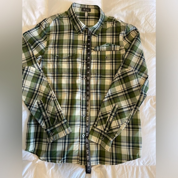 Ibex 100%Wool Button-Down Shirt in Size Large - Picture 2 of 7